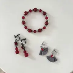 赤×シルバーのアクセサリー3点まとめて。