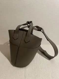 【Riberry】 2WAYバケツ型 ハンドバッグ ショルダーバッグ グレージュのサムネイル
