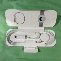 Apple Watch USB-C充電ケーブル ホワイト