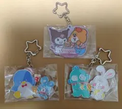 スイマー✕サンリオコラボ　シークレットチャーム
