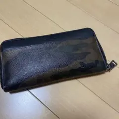 coach 長財布　迷彩柄