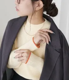 DISCOAT モチモチリブパイピングハイネック