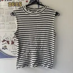 Heather ヘザー　ノースリーブ　リブ　ボーダー　フリル　白　黒