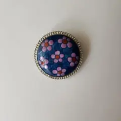 ブローチ　ペンダントトップ　焼物　ブルー　青　花　フラワー　レトロ