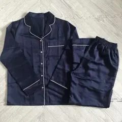 GU サテンパジャマ　セットアップ　ネイビー　XS