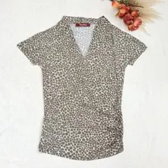 Max Mara 半袖カシュクールカットソー　総柄 伸縮性　（S〜M相当）のサムネイル