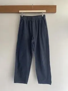 無印良品　イージーデニムテーパードパンツ　インディゴ色のサムネイル