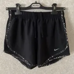 【美品】NIKE DRY-FIT ショートランニングパンツ ブラック Ｍ