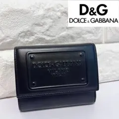 【極美 希少】DOLCE＆GABBANA エンボス 型押し レザー 三つ折り財布のサムネイル