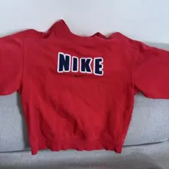 Nike レッド トレーナー