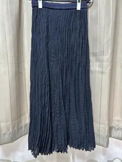 auiefのプリーツロングスカート