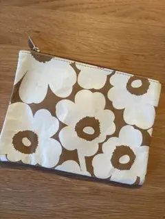 マリメッコ ポーチ