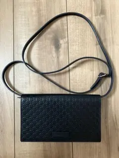 Gucci マイクロシマ ブラック ショルダー ウォレット