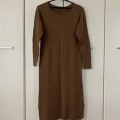 ニット　ワンピース　UNIQLO
