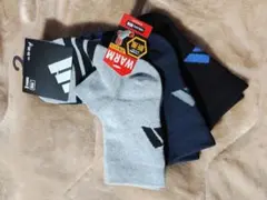 【21-23センチ　新品未使用】アディダス　ソックス　靴下　三足　スポーツ