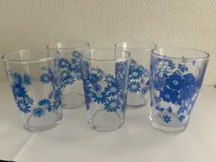 昭和レトロ‪✿青い花柄ガラスコップ4個➕別柄1個