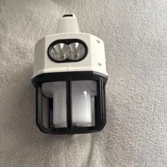 アウトドア用二灯式懐中電灯