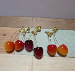 中古品　さくらんぼ イヤリング 3点セット
