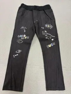 クレードスコープ　刺繍デザインの長ズボン 110cm ダークグレー