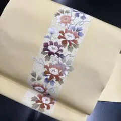 A 塩瀬 イチョウに松葉模様 金彩 白色 太鼓 正絹 洒落帯 開仕立て名古屋帯 楽天市場】【絹名古屋帯 染め 仕立て上がり】 塩瀬 オフホワイト