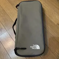 猫*派様 THE NORTH FACE ポーチ カーキ色