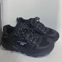 HI-TEC ブラック スニーカーのサムネイル