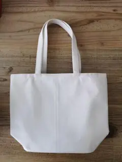 【新品未使用】POLA非売品　ホワイトトートバック