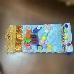 ビーズ付き知育玩具 青