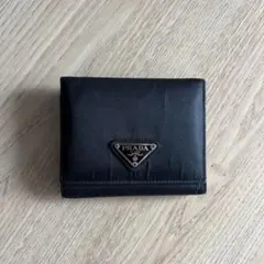 PRADA プラダ 三つ折り財布 ナイロン ブラック 三角ロゴ 訳あり - メルカリ
