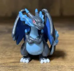 ポケモン　バスボール　びっくらたまご　リザードン　メガリザードンXのサムネイル