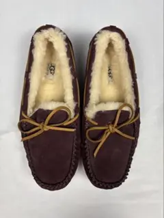 新品UGG ブラウン モカシン　27cmのサムネイル