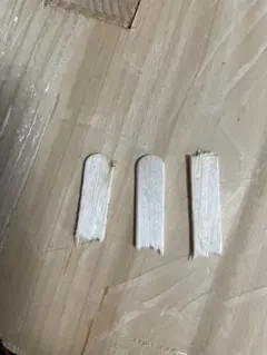 折れたアイスの棒