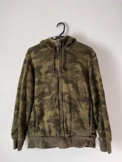 ユニクロ ボアスウェットフルジップパーカー カモフラ 迷彩