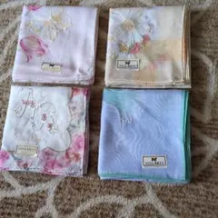 NINA RICCI 蝶と花の刺繍ハンカチ４枚セット