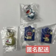 ドラえもん　めじるしアクセサリー　タイムマシン　桃太郎印のきびだんご