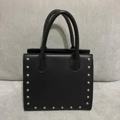 ゆ*ん様 ANAPスタッズ付き ブラック ハンドバッグのサムネイル