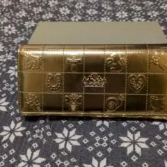 ゴールド エンボス 長財布