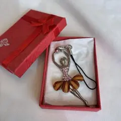 【未使用】バレリーナキーホルダー　プレゼント　バレエ　チャーム