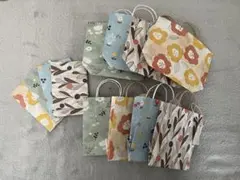 ハンドメイド　ノルディックフラワー　デザインペーパー　ラッピング袋