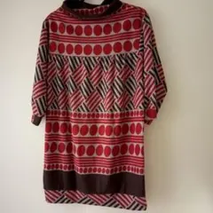 値下げ　幾何学模様 長袖チュニック　すっぽりエプロンとしても
