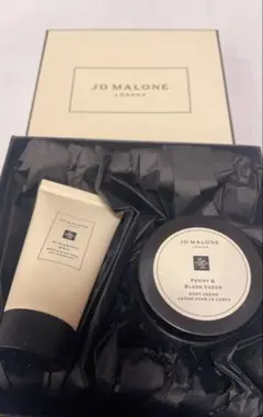 ギフトボックス入り2個セット　ジョーンマローン ボディクリーム　ボディソープ