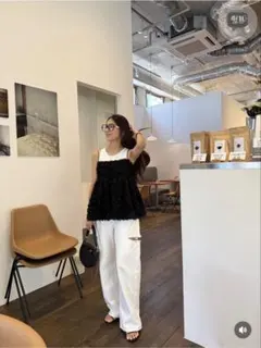 美品✨️CARLA カーラ Fluffy cami フラッフィーキャミ BLACK - メルカリ