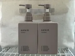 本日のみ❗️AKNIR アクニー シャンプー トリートメントのサムネイル