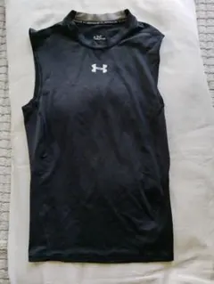UNDER ARMOUR ノースリーブ MDサイズ ブラック