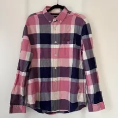 「美品」ブラックレーベルクレストブリッジ　BDシャツロゴマーク　綿100サイズ3のサムネイル