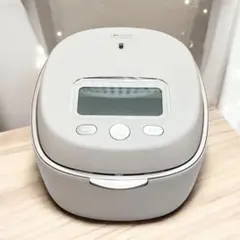 Item thumbnail for item 81e94aca-6ea8-40a2-b0ca-baaa7d1ee139