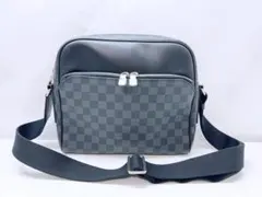 Item thumbnail for item 7289f435-9012-4e80-8f17-c73d761df8a6