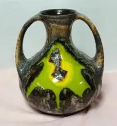 Item thumbnail for item 2438f41f-d4cb-4fdb-bc69-94359c967b23