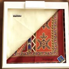 シックな秋色ハンカチ2枚Yves Saint Laurent 茶系とレノマ薄黄色