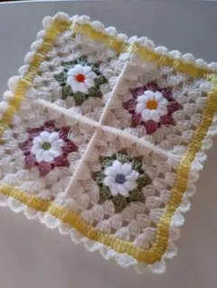 グラニースクエア♥ぷっくりお花のマルチカバー♥かぎ針編み